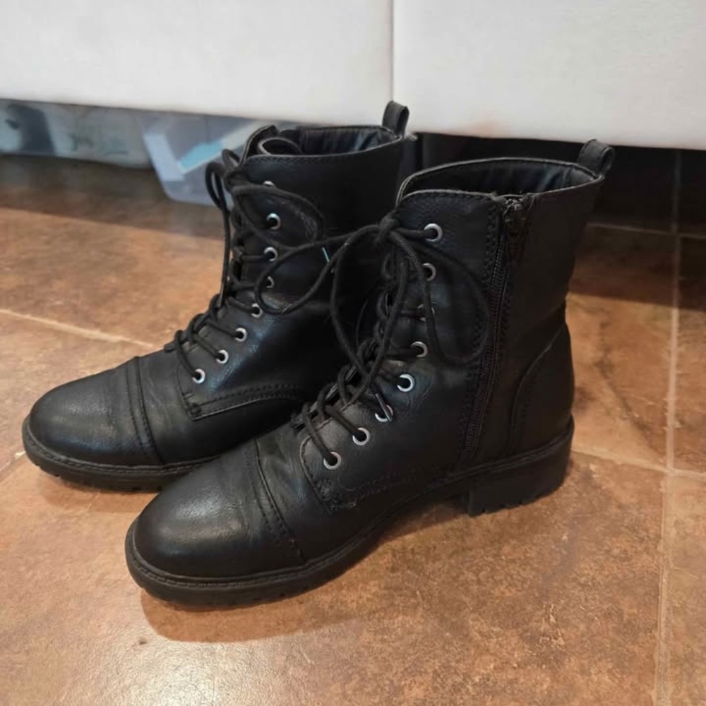 Black Combat Boots - Size 8.5